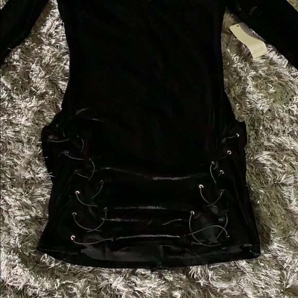 🌺Tobi Velvet Sexy Dress🌺 - Picture 4 of 8